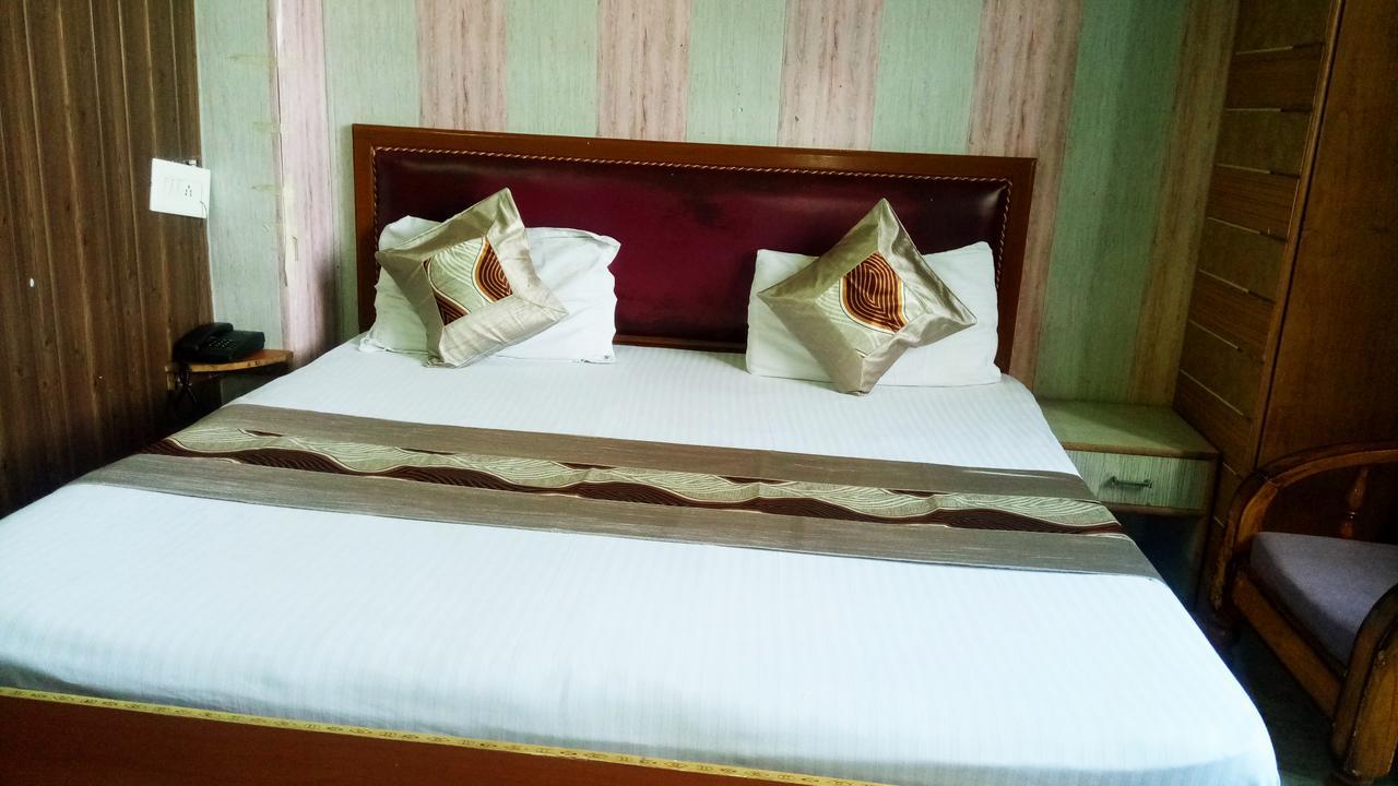 Royal View Hotel Shimla Exterior foto